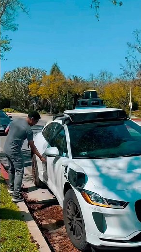 Waymo Driverless Ride 🚗💡 Beverly Hills to Hollywood in Real Time! #shorts #waymo #california