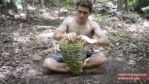 Building a primitive basket trap for freshwater prawns