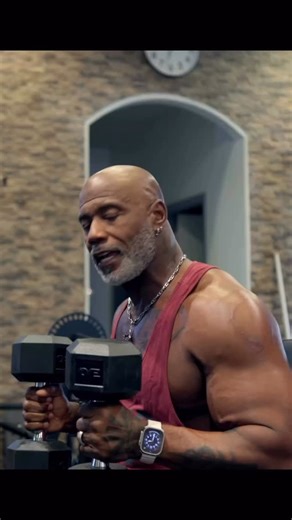 It is not recommended to fully lock out at the top of each shoulder press movement as it may hinder muscle growth. Maintaining tension on the muscle is essential. #peace | Robert Johnson