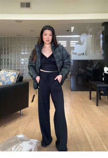 Fabletics winter outfit unboxing @Fabletics #fableticspartner #fabletics