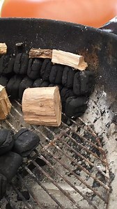 105K views · 635 reactions | How to set up the snake method in your 22" Weber Kettle. #cookinwidkunchi | Cookin Wid Kunchi | Facebook