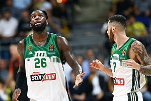 Όσο τα… βαριά του «χαρτιά» θα παίρνουν κάτω από τη βάση, τύχη δεν θα έχει!