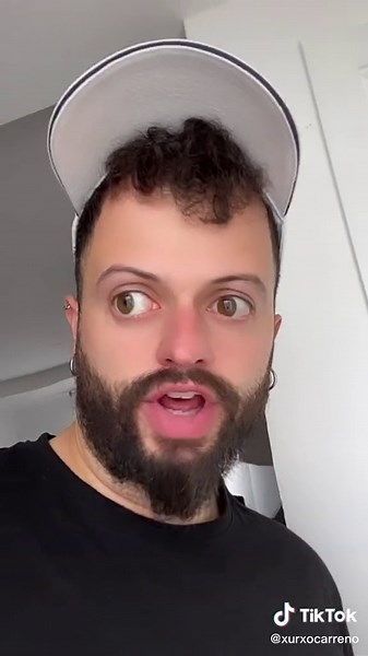 Bocadillo Especial de Huevos y Tortilla: Receta y Reacciones Divertidas