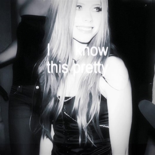 Embracing the Scene Aesthetic: Avril Lavigne Inspiration