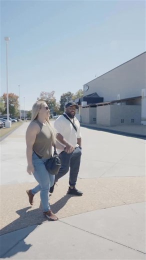 Took a trip to @jejusauna in Duluth, GA and… wow. Got a Groupon for 20% off, but I probably would have paid double FULL price for this experience. Only got to spend about six hours there, but this could have easily turned into a full daycation. It’s open 24/7 including holidays 🫨 What I did: - Cardio in their gym area - Sauna - Shower full body massage - Ate (their restaurant is crazy) - Body shampoo - Foot massage What I missed: - Pedicure/manicure - Steam room - Pool (I forgot my bathing suit