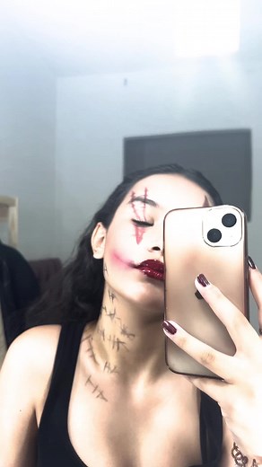 Glamorous Halloween Makeup Tutorial