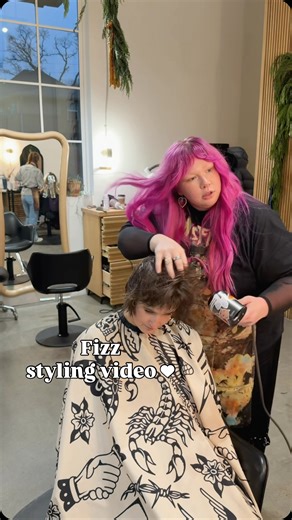 Leah Billingsby | Nashville Hair • Razor Cuts • Balayage on Instagram: "iykyk Thanks @gg.swing for trusting me with this new look! • • • • • #nashville #nashvillehair #eastnashville #leahbillingsbyhair #hair #haircut #razorcuts #nashvillehair #bangs #fringebangs #shag #shullet #mullet #hairstylingvideo #shorthairideas"