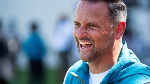 Talk about a power couple! NFL star Myles Garrett supports Olympian Chloe Kim in Milan