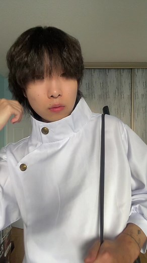 Cosplay Transformation: Embracing Yuta's Style | Anime Cosplay Guide
