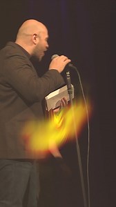 Тони Георгиев дойде за първи път на Open Mic в края на 2023 и вече е важен член на Комеди Клуб Семейството. Тази година Тони спечели наградата за Open mic-ър за 2024. Ако искаш да си като Тони, ела на open mic, където няма невъзможни неща. 🥇 | The Comedy Club Sofia / Stand Up Comedy / Стендъп Комеди Клуб София