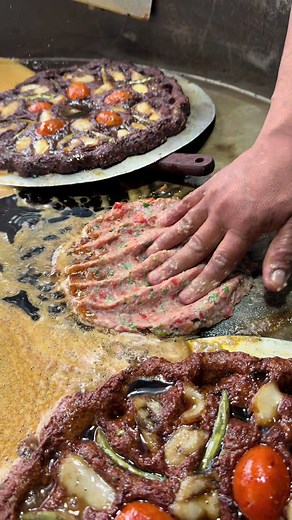 Green chillies spice up tender meat kebabs #tasty #food #foodie #kebab #fyp