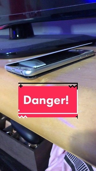 Has this happened to a phone or a laptop or anything with a battery (lithium?) that you have had. Or maybe have seen these explode.. well rip phone.