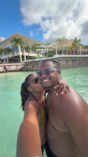 Now listen, this doesn’t mean you completely unload the kids on the grandparents because they need their time too lol it’s about BALANCE. #moonpalacejamaica #familyfriendlyresort #relatablemotherhood #unfilteredmotherhood #vacationwithkids