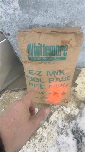 THIS IS VERMICULITE POOL BASE #swimmingpool #vermiculite #shorts