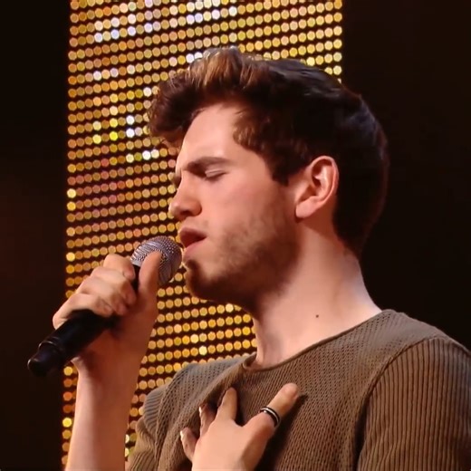 61K views · 1.3K reactions | Simon Lynch - "If I Were a Boy" by Beyoncé | World Best Talent | Facebook