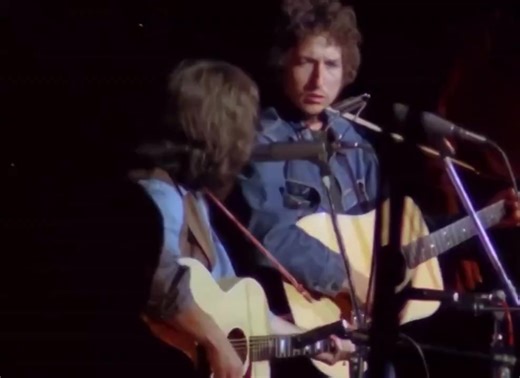 George Harrison and Bob Dylan performing "If Not For You" almost without breaking eye contact (1971) | George Harrison fans club special
