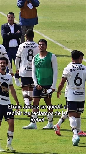 Efraín Juárez aceptó las críticas de la afición al término del partido de Pumas. Al final, les aplaudió. #Pumas #UNAM #LigaMX | Análisis Puma