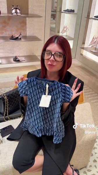 GKAY Compra Presente de 1 Ano da Mia: Sandália Dior de 17 Mil?