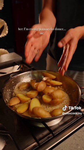 Crispy Butter Garlic Potatoes Recipe