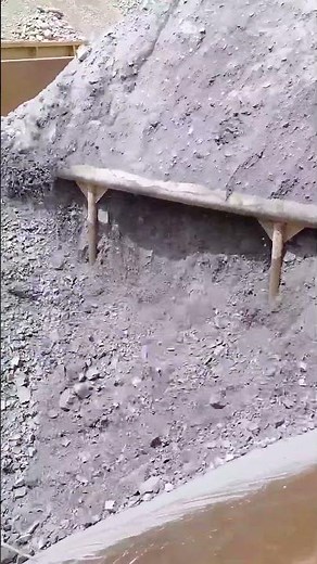 🔍 Why Gradation Matters in AggregatesIn the world of construction, not all sand and stone are create