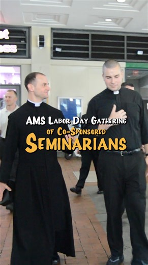 Two dozen seminarians preparing to become Catholic priests and U.S. Military chaplains assembled in the Washington, DC, for the annual AMS Labor Day Weekend Gathering for Co-Sponsored Seminarians. The men arrived in DC from more than a dozen seminaries around the country and in Rome, participating not only in Holy Mass and prayer but also group sessions, recreational activities, shared meals, and a walking tour of DC. The Co-Sponsored Seminarian program enables a man with a vocation to priestly 