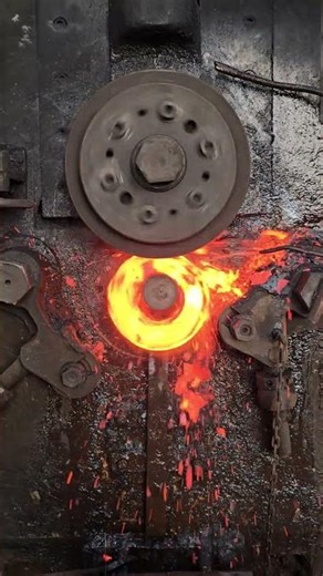 Inside the forging factory What is He Making? (Guess in Comments) 👇 #forging #machine #manufacture