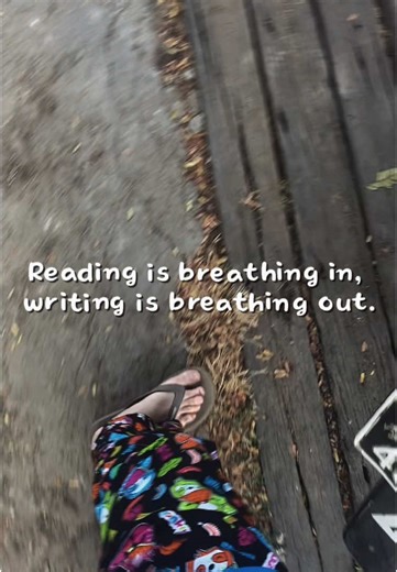 Exploring Social Life Through Bookstores and Reading