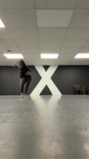 Harry Styles' Rose Closing Performance