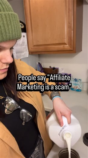 Amy Elliott l Teaching Beginners To Make Money Online on Instagram: "😏 yeah, l’ll take the route most will call a “scam” that will allow me to make $20k in 30 days from my 📱 yes, you read that right 🙏🏼 🥹 But somehow working 40+ hours a week... making someone else rich... and retiring on a fraction of your income is considered normal 🫠 Affiliate marketing is simply a business model 📚 one that rewards consistency, leadership, and personal growth 🌱 Most people don’t make money because they