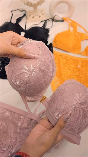 Light Summer Comfort by INUNDER | Lace Bra & Panty Set