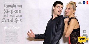 Mature NL - Shana Mour