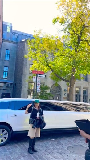 Limousines & Grandeur on a Historic Stroll through Old Montreal, Quebec Canada