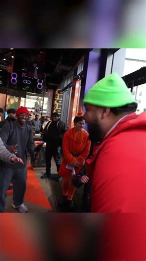 How Does One Crash A Stream From Jumping