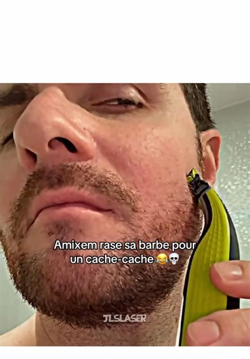 Amixem se rase pour se cacher en Harry Potter😂 #amixem #thomasdeseur #etiennemoustache #yvancasta #cachecache