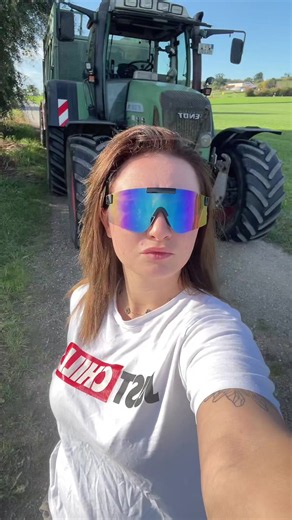 Wo sind meine Mädels? Fendt 716 auf dem Hof entdecken