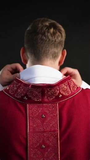 Chasuble with richly embroidered belt and collar in red