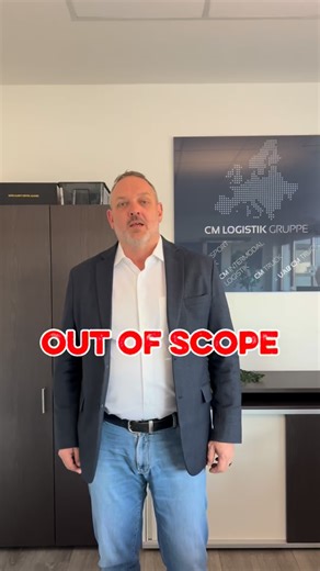 „Out of Scope“ ⚠️ klingt harmlos… kann für Fahrer aber richtig teuer werden. 🚛 ⠀ Alex erklärt heute, was „Out of Scope“ wirklich bedeutet, wann es erlaubt ist und warum das kein Freifahrtschein ist. Denn 🚛 Arbeitszeit bleibt Arbeitszeit. Verantwortung bleibt Verantwortung. ⠀ CM Logistik – wir erklären’s einfach. ⠀ Was ist deine Meinung dazu? 👇 ⠀ #OutOfScope #Containerlogistik #LKWFahrer #Tachograph #Disposition CMLogistik WirMachensEinfach LogistikAlltag ⠀ Containerblockierung | Containerlogi