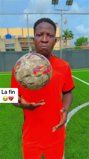 Vidéos de Sergent Komgui_229🔘 (@sergent_komgui_229) avec son original - Sergent Komgui_229🔘