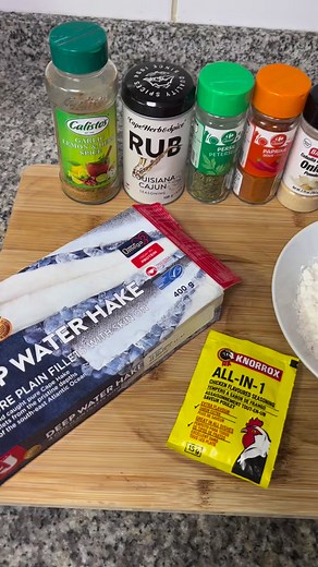 18K views · 566 reactions | Simple fish recipe (hake) | Cooking with Palesa | Facebook