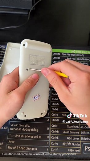 Hướng dẫn kiểm tra pin máy tính Casio cầm tay