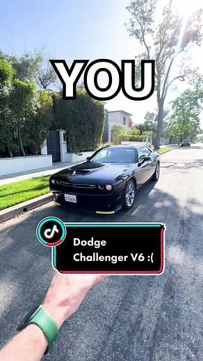 You can’t buy this Dodge Challenger in Australia :( #dodge #dodgechallenger #srt #hellcat #rentalcar #carreview