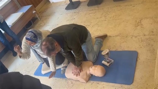 Basic Life Support training for non medical Special thanks Dr Asmaa Sadek and Dr Hatem Shohdy | Egyptian Resuscitation Council