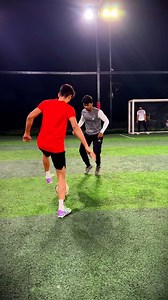 32K views · 10K reactions | Get flashy on the pitch with the Elastico ⚽⚡ . . #football #soccer #footballskills #tutorial #reels | Satish Saroj | Facebook