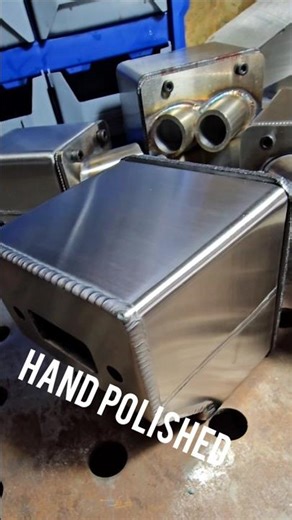 Hand polishing muffler boxes - STIHL 261 #stihl #ms261 #ms500i #chainsaw #modified