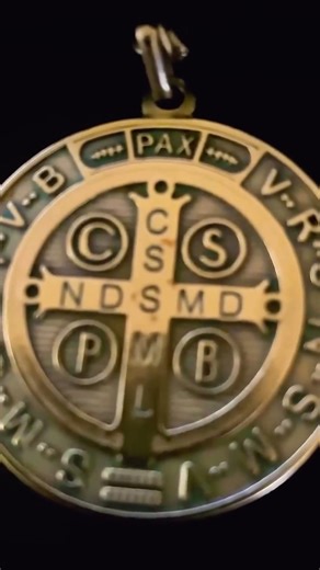 352K views · 10K reactions | Crux Sacra Sit Mihi Lux The Holy Cross be my light Non Draco Sit Mihi Dux Let not the dragon be my guide Vade Retro Satana, Nunquam Suade Mihi Vana Begone Satan! Never tempt me with your vanities! Sunt Mala Quae Libas, Ipse Venena Bibas What you offer me is evil. Drink the poison yourself! | Catholics for Catholics | Facebook