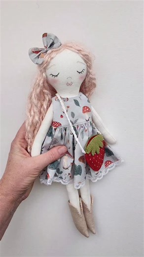 My new "Strawberry Girl" doll pattern comes in three sizes. This is the large size doll... perfect for a birthday gift and a keepsake to love and cherish! The pattern and tutorial is in my Etsy store and on the website... link in my bio 😉 💖 #handmadedoll #handmadefabricdoll #handmadeclothdoll #ragdoll #keepsakedoll #specialdoll #nurserydoll #nurserydecor #dollpattern #dollpatternandtutorial #dollclothespattern #dollmakingprocess #dolldesigner #dollartist #dollmaker #deerdarlingdolls | Deerdarl