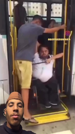 Abdelkhalek El Fatimi on Instagram: "HHHHHHHHHHHHHH #reels #reelsinstagram #viral #trending #explorepage #instagood #fyp #reelitfeelit #trendingreels"