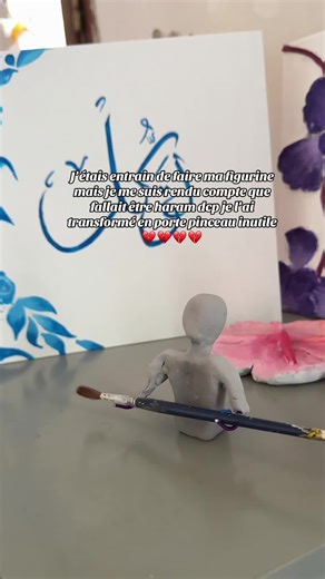 Calculer pas mon pinceau il a traversé beaucoup de choses… 😔 #art #pourtoiii #peinture #argile #calligraphy