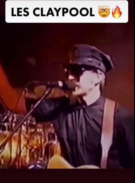 Les Claypool: Master of Bass | Stand Up Bass Solo