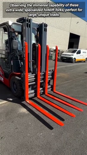 Extra-Wide Hydraulic Forks: Ultimate Material Handling Solution.